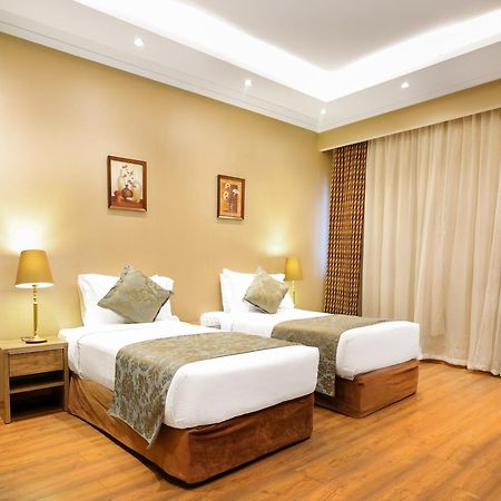 Al Ansar Golden Tulip Hotel Medina ภายนอก รูปภาพ
